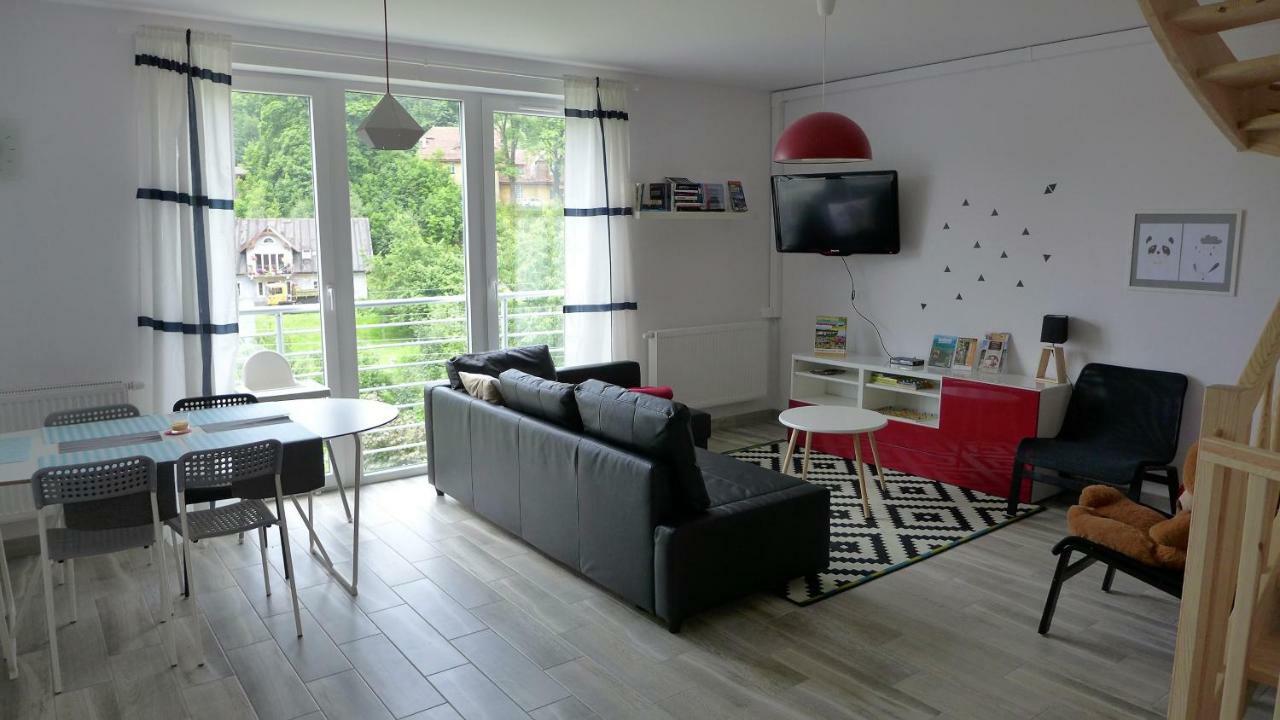Apartament Rodzinny Plus Mountain Aparts Swieradow-Zdroj Luaran gambar
