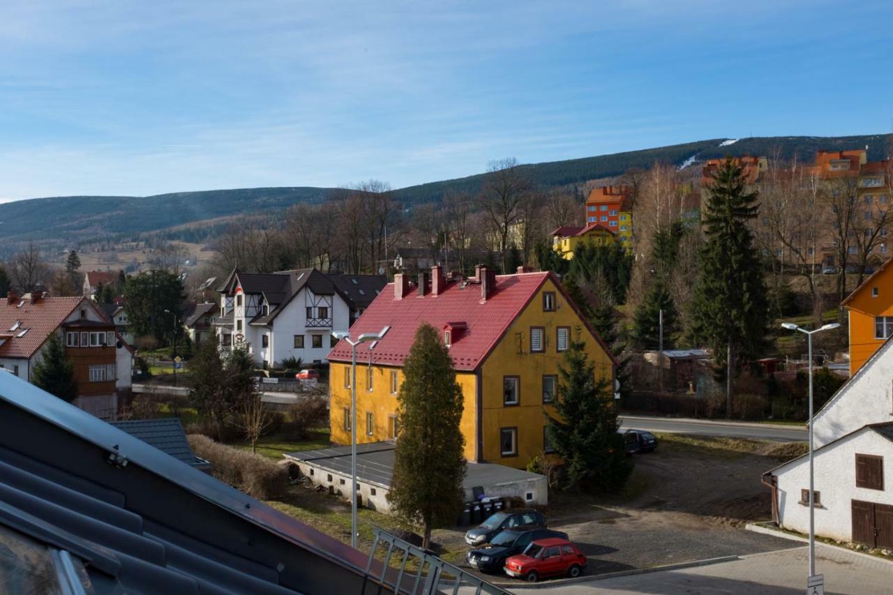 Apartament Rodzinny Plus Mountain Aparts Swieradow-Zdroj Luaran gambar